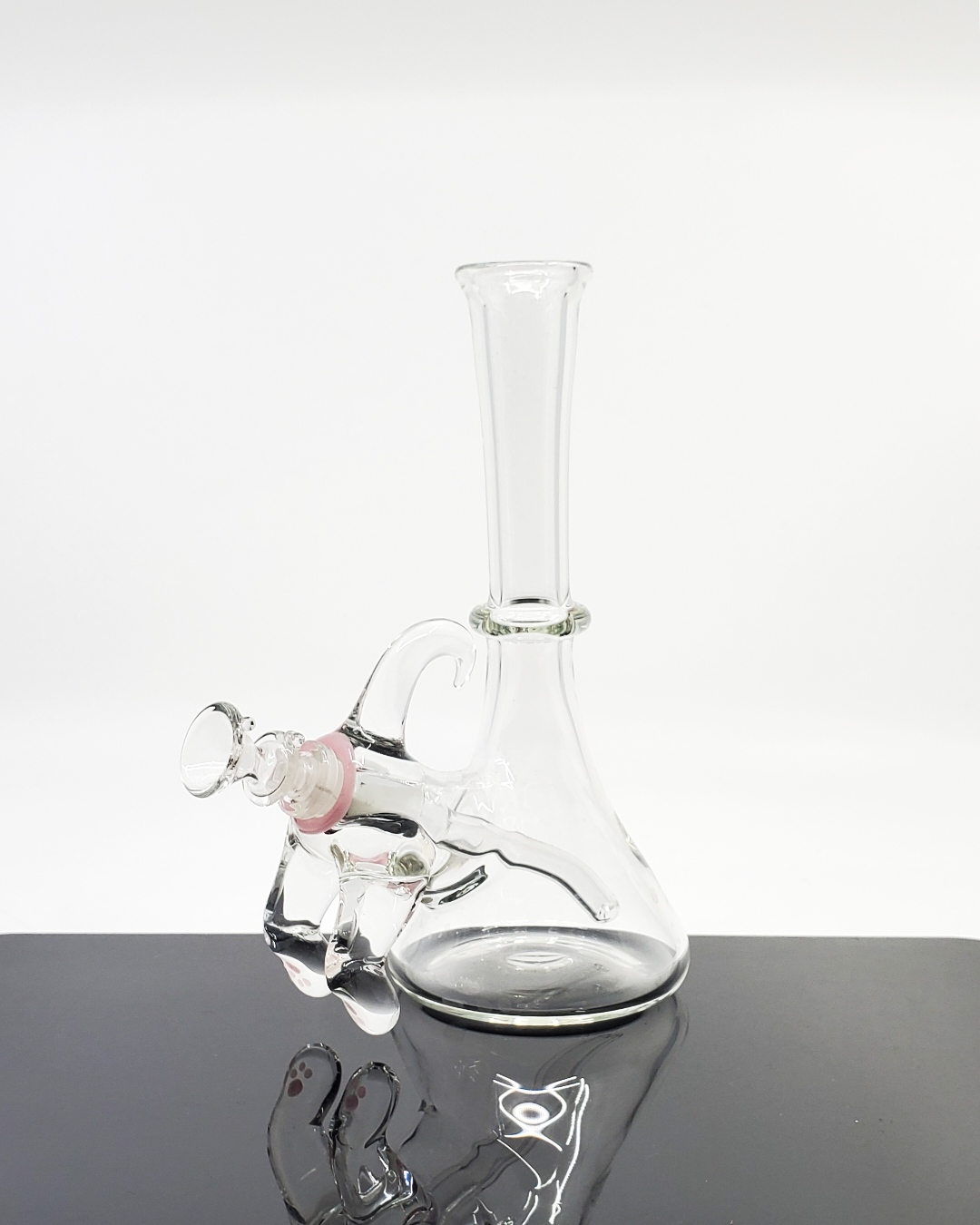 Side view of the iDab Glass Cat Butt Jammer showcasing its whimsical design and 10mm joint, ideal for those seeking a fun and functional piece.