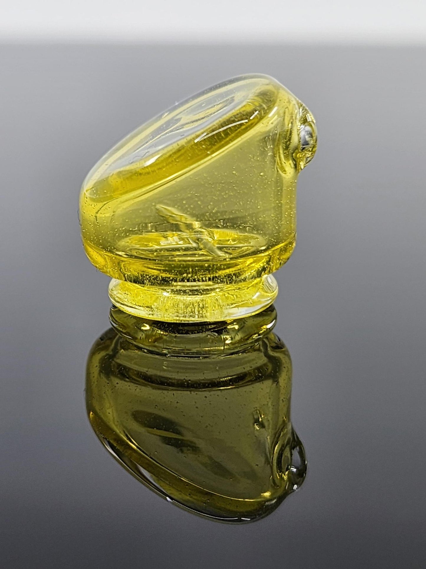 Organik Glass Color Pivot Mouthpiece, Features Splash Guard and Spinner Cut Intake for Improved Airflow