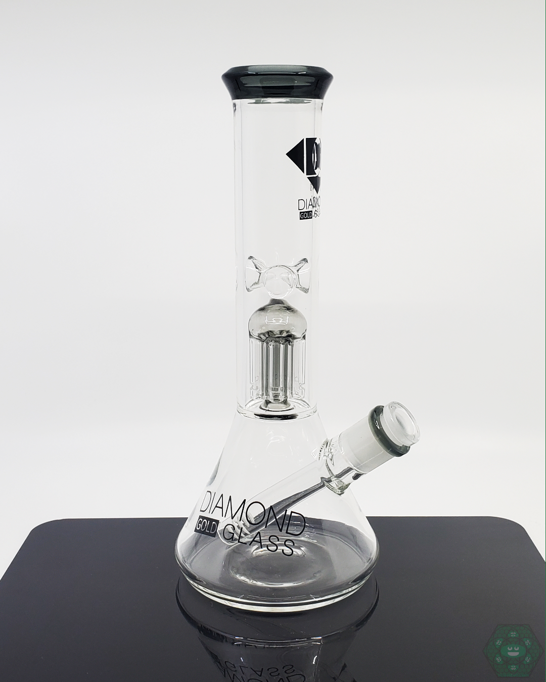 Smooth filtration with 11-inch Diamond Glass Tree Perc Beaker, ensuring clean hits with a timeless beaker design