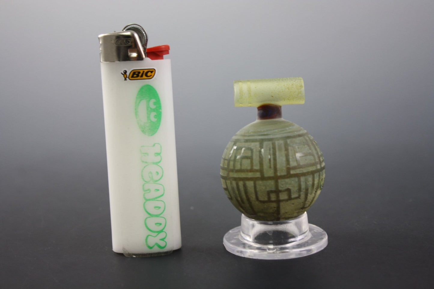 Bearclaw Space Key 4 - Functional & Sleek Design. Versatile and stylish, this utility tool is a great addition to any collection