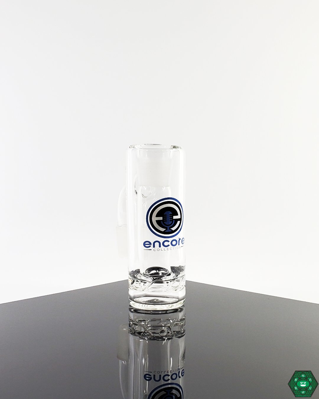 Encore Glass 18mm 90° Turbine Ash Catcher (38mm) designed for smooth filtration, reducing ash and debris for cleaner hits and enhanced smoking experience.