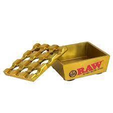 RAW Vanash Tray, a magnetic self-cleaning ashtray featuring a durable design for easy ash disposal and a tidy smoking space.