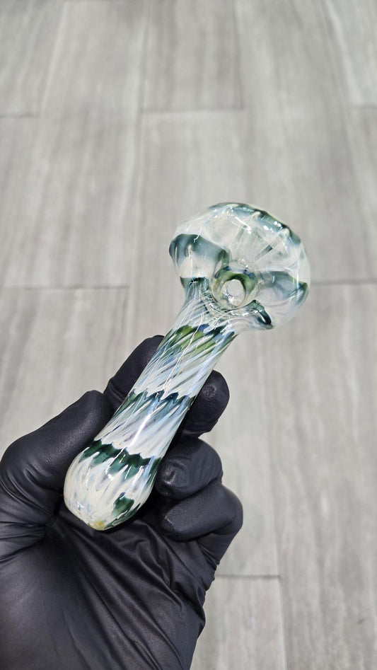 Izlow Glass - Coil Drag Silver Fumed Handpipe