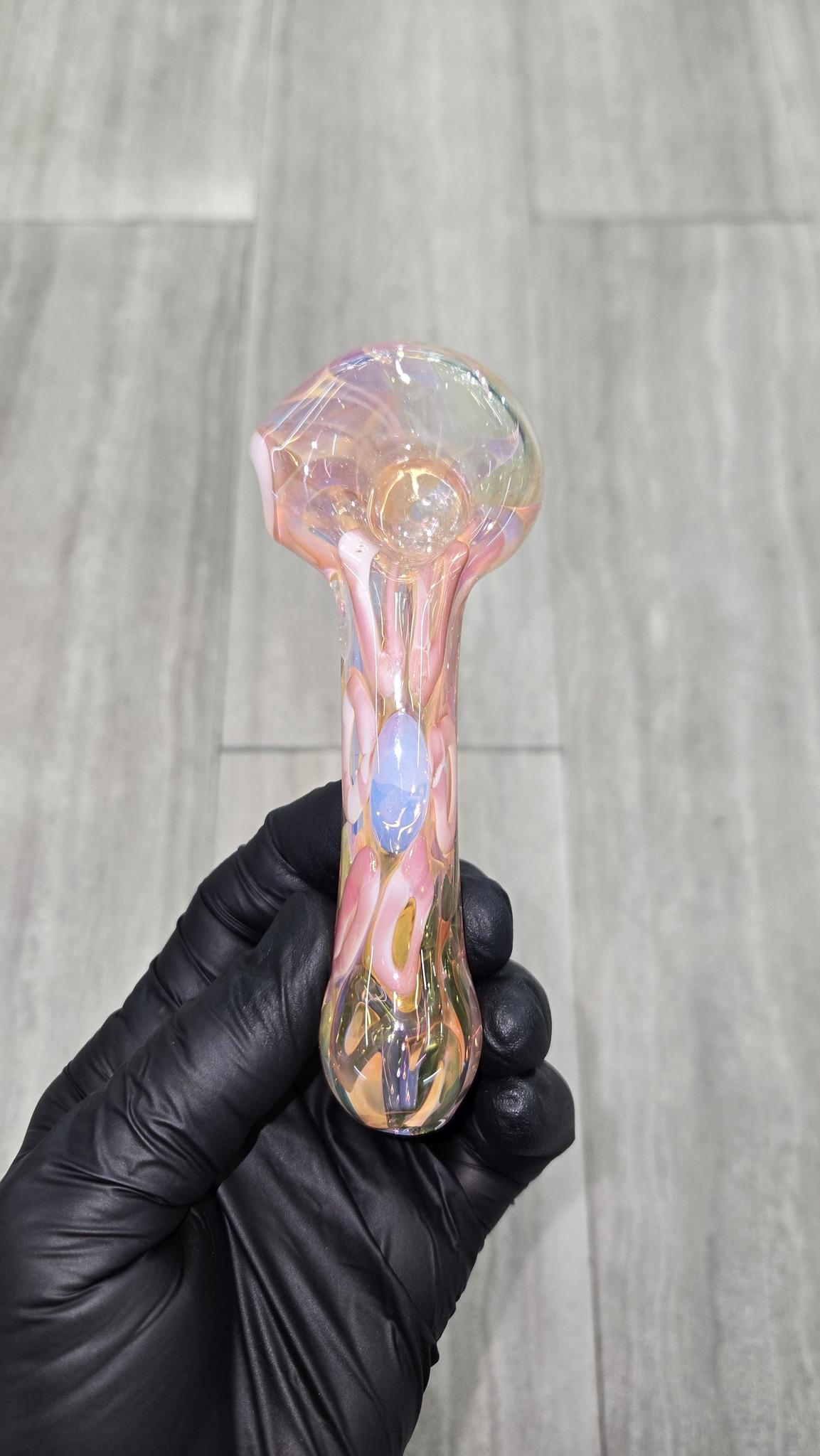 Izlow Glass - Flower Handpipe