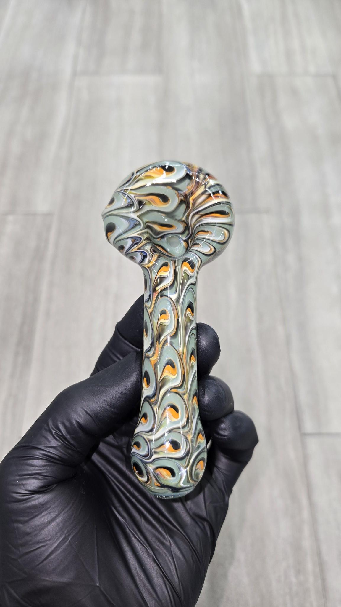 Izlow Glass - Sage Peacock Handpipe