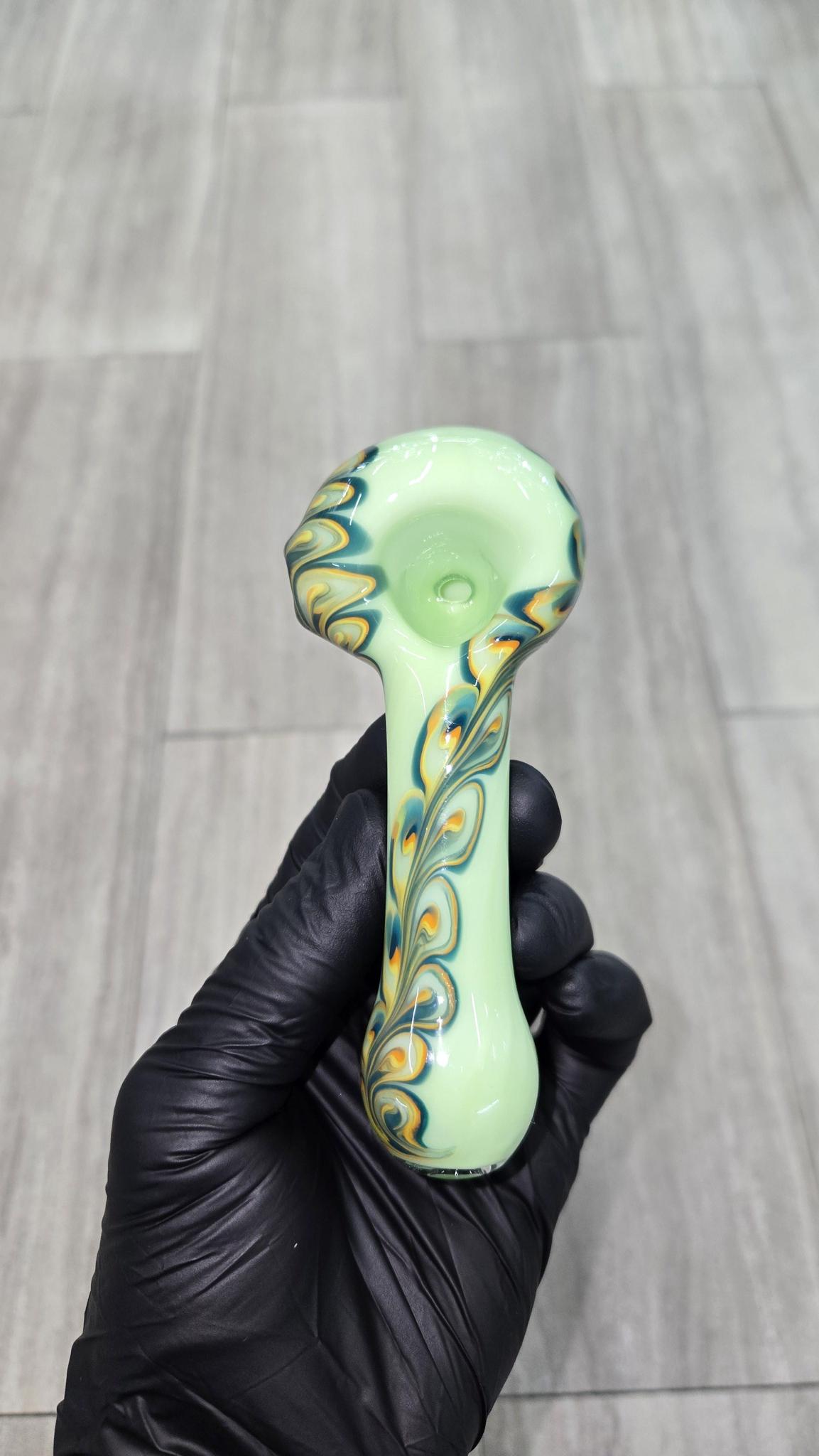Izlow Glass - Sage Half Paisley Handpipe