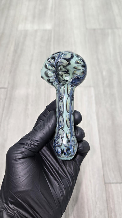 Izlow Glass - Periwinkle Handpipe