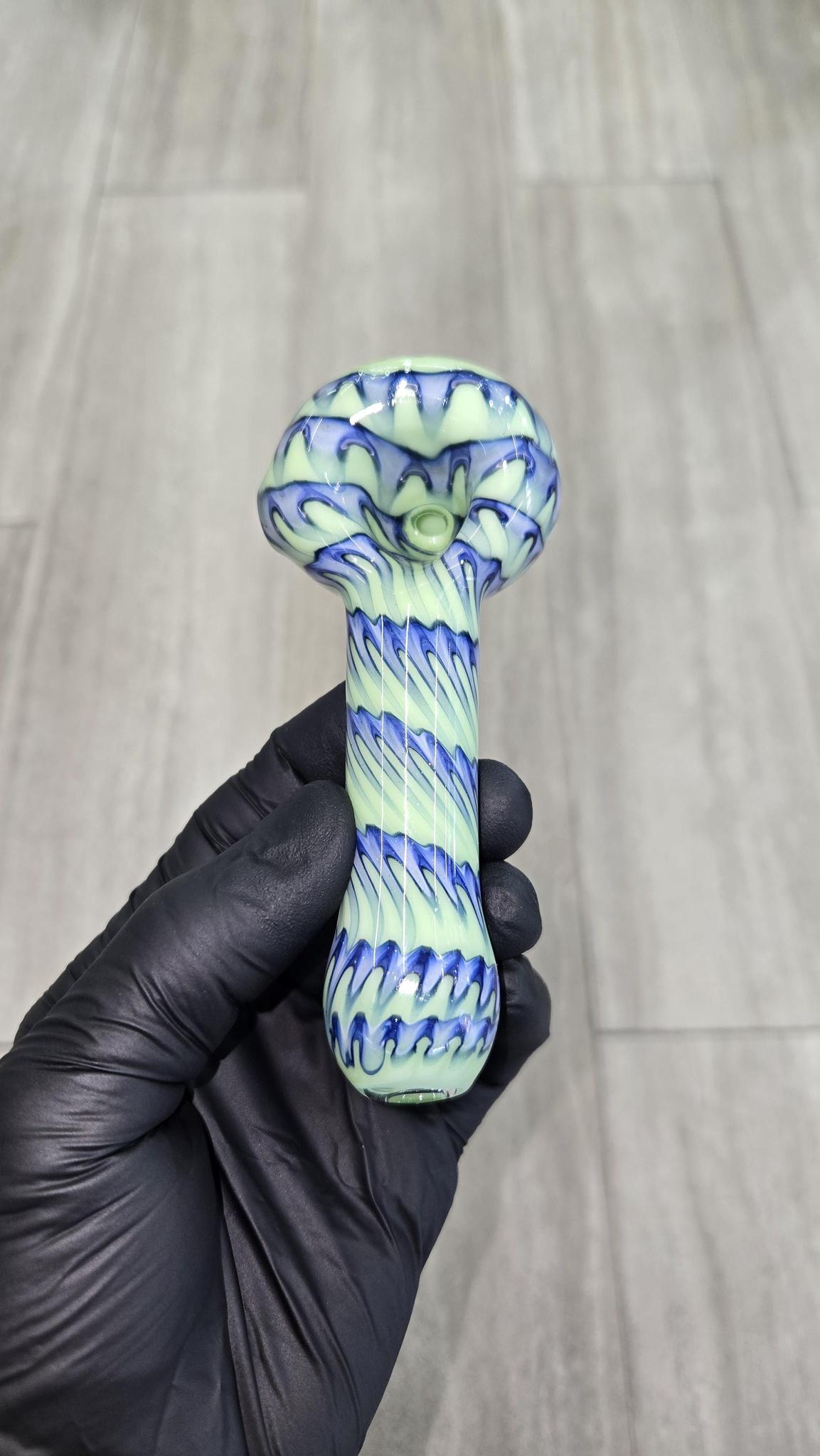 Izlow Glass - Coil Drag Handpipe