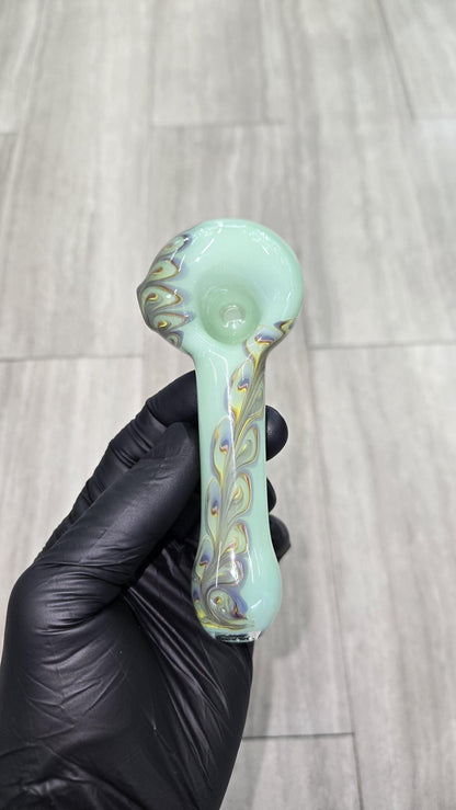 Izlow Glass - Half Paisley Handpipe
