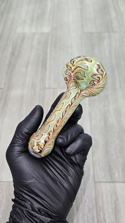 Izlow Glass - Periwinkle Handpipe