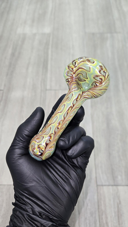 Izlow Glass - Periwinkle Handpipe