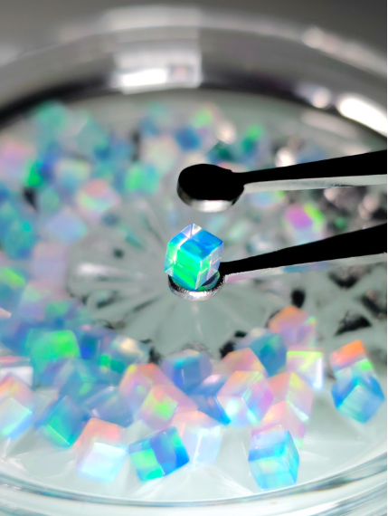 Victory Glassworks - Opal Terp Cubes 4mm