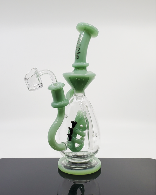 Encore Glass 9” Dino Cycler - Combines Recycling Filtration with a Fun Dinosaur Design, Providing Clean Hits and Standout Style.