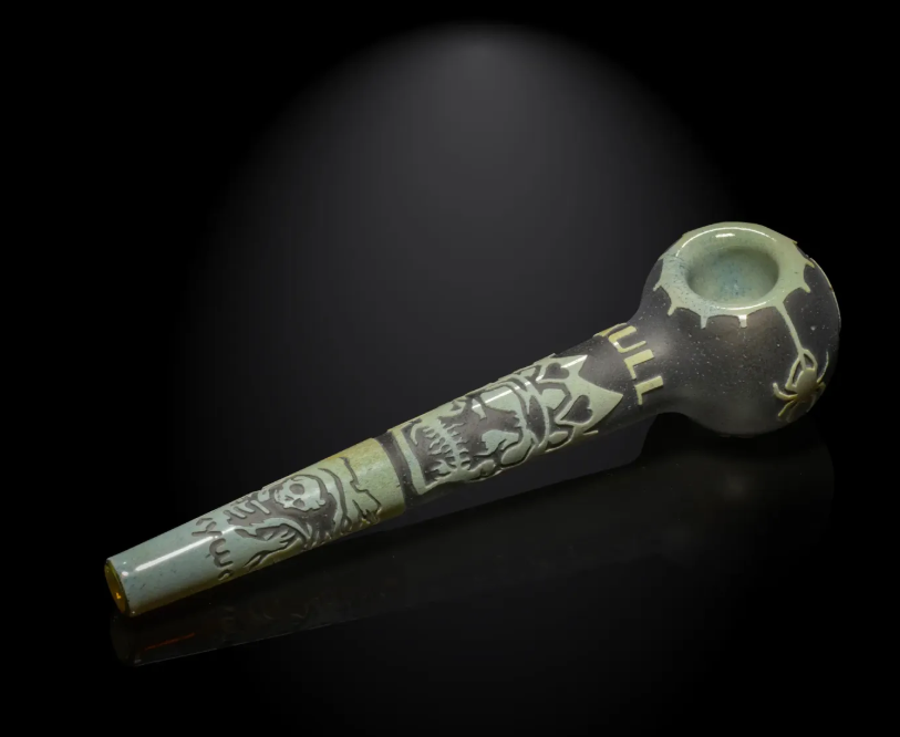 Milkyway Glass - Skull Emperor Handpipe