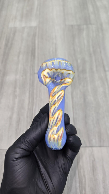 Izlow Glass - Periwinkle Crazy Line Handpipe