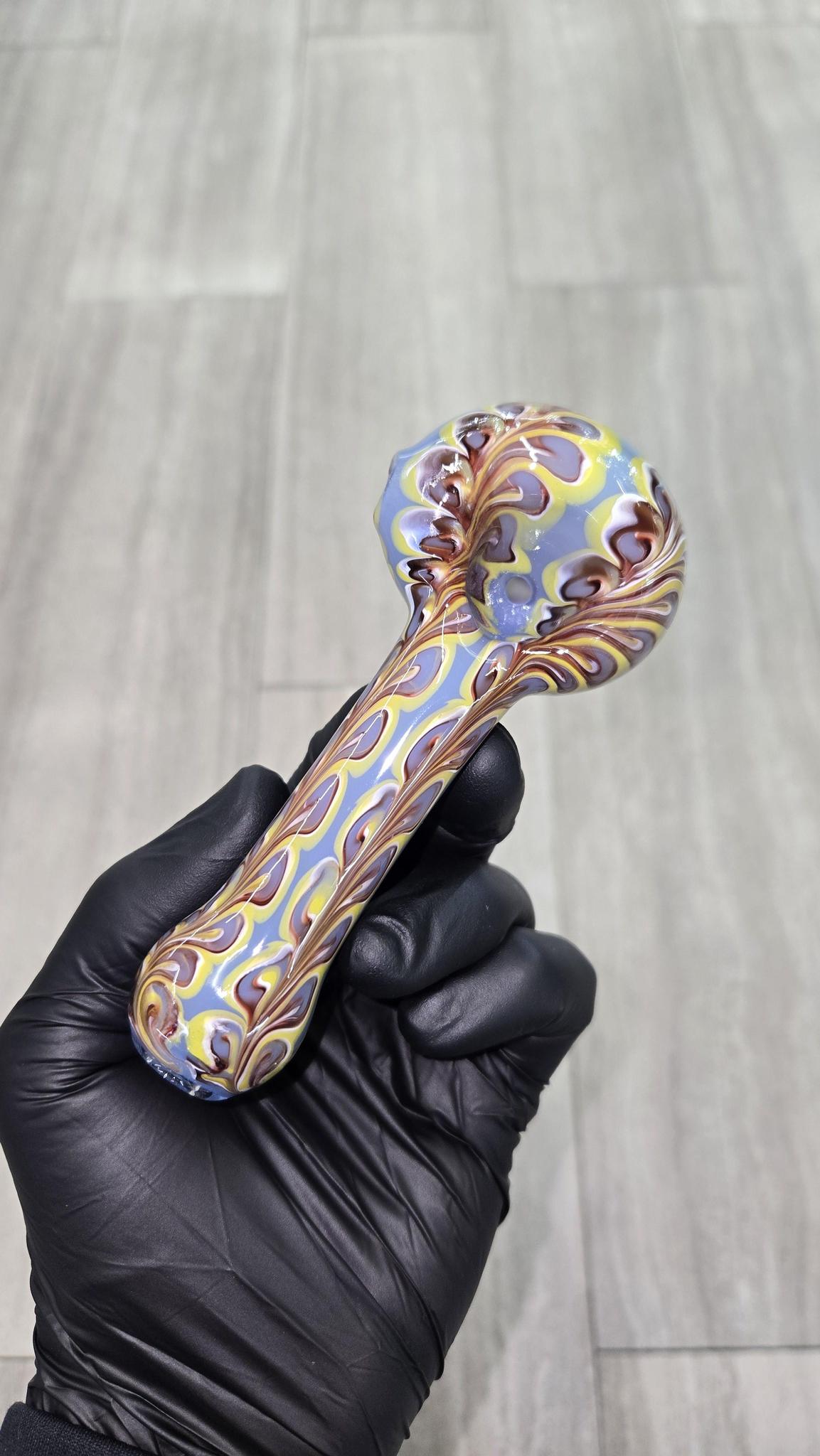 Izlow Glass - Paisley Handpipe