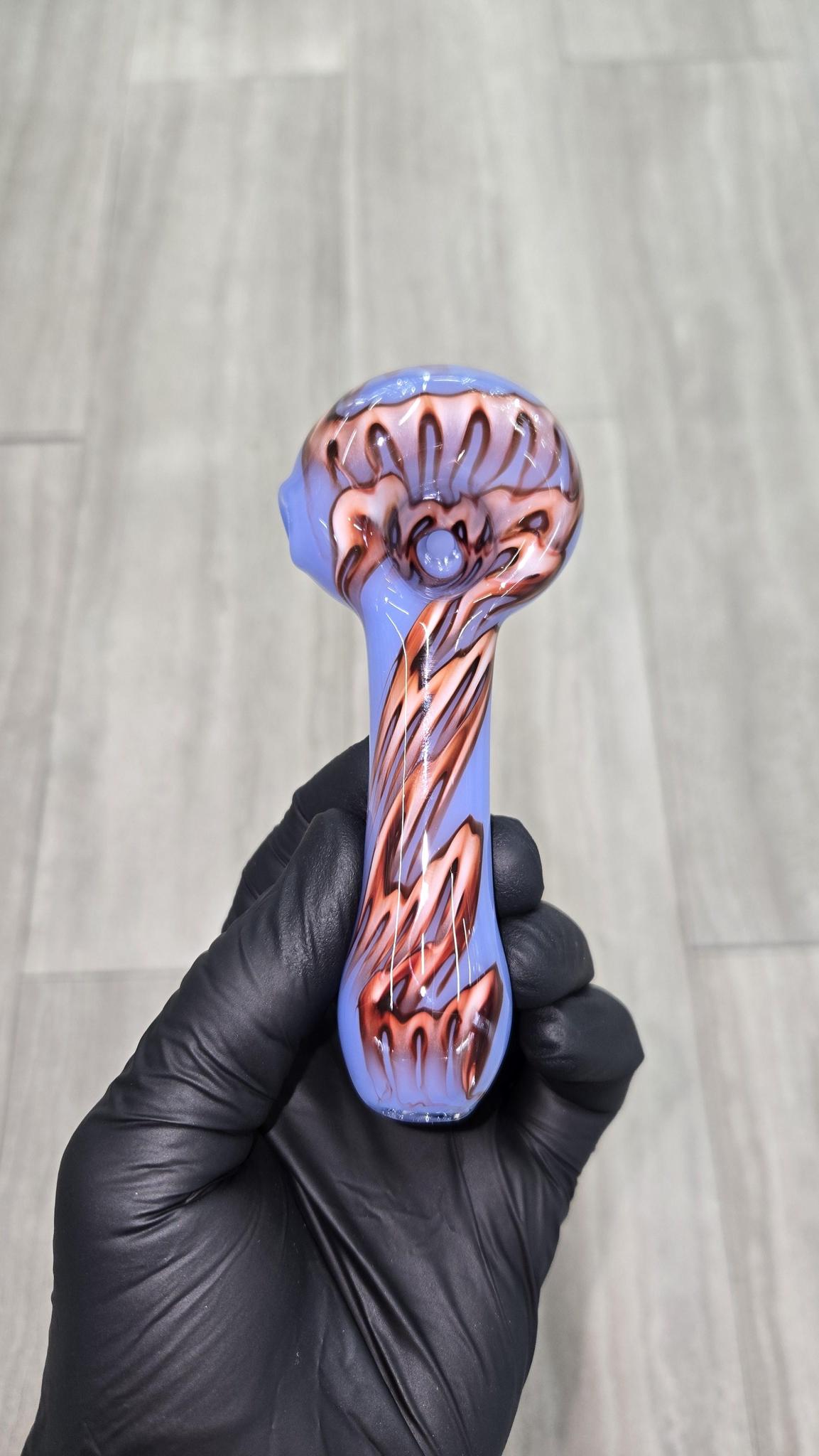Izlow Glass - Periwinkle Crazy Line Handpipe