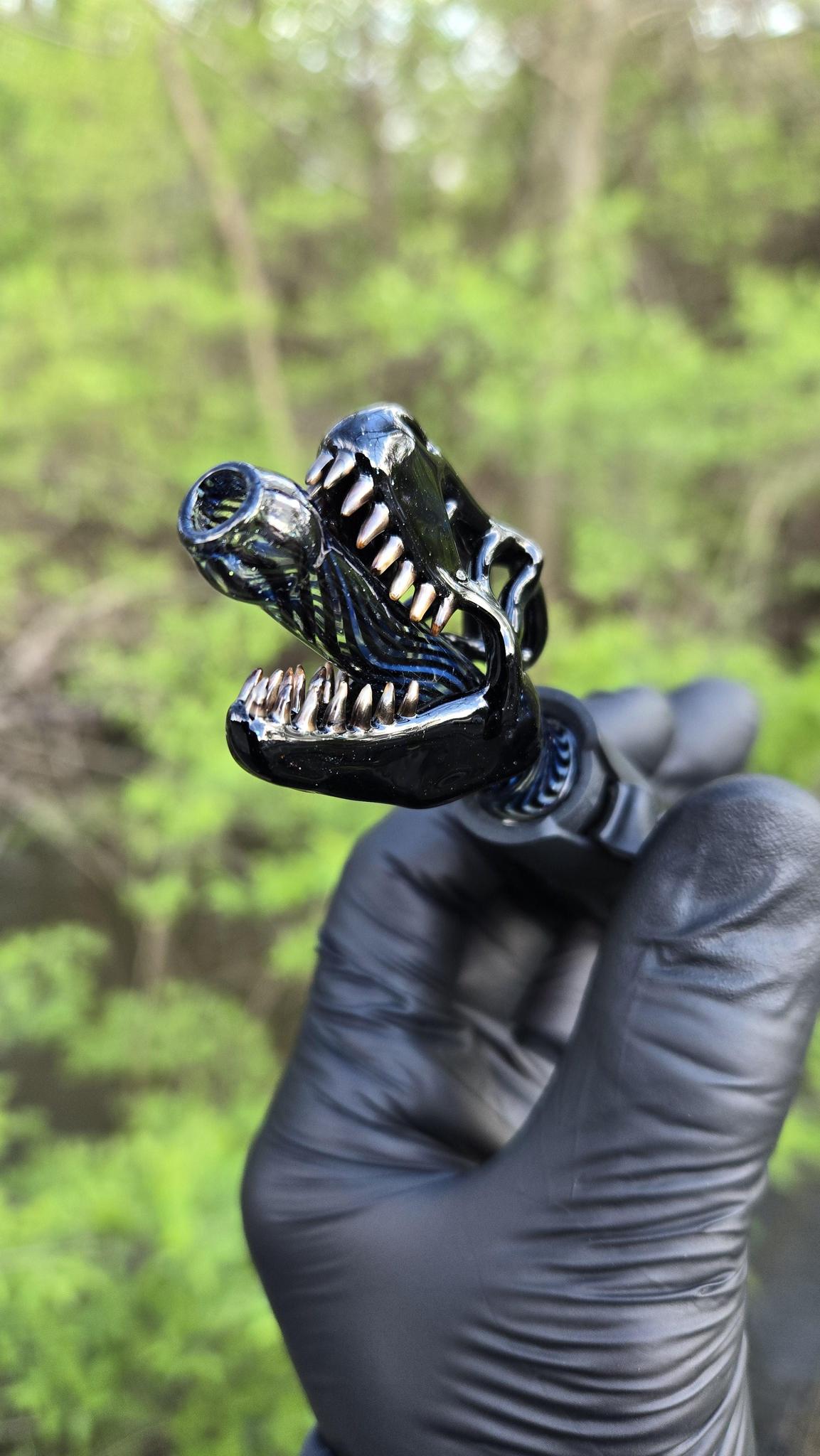 Roe Glass - Crushed Opal With Linework Pivot Top