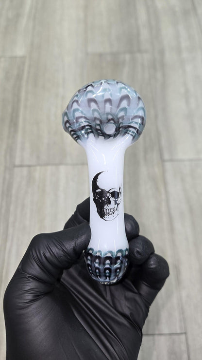 Izlow Glass - Assorted Design Handpipe