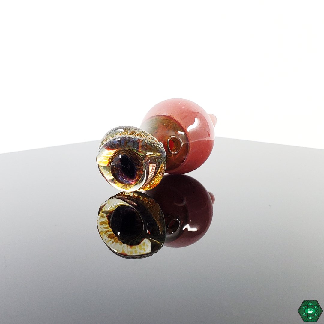  Guru G Bubble Cap, a stylish and functional accessory designed for enhanced dabbing experiences, featuring aesthetic design and improved airflow, compatible with various quartz setups for smooth dabbing.