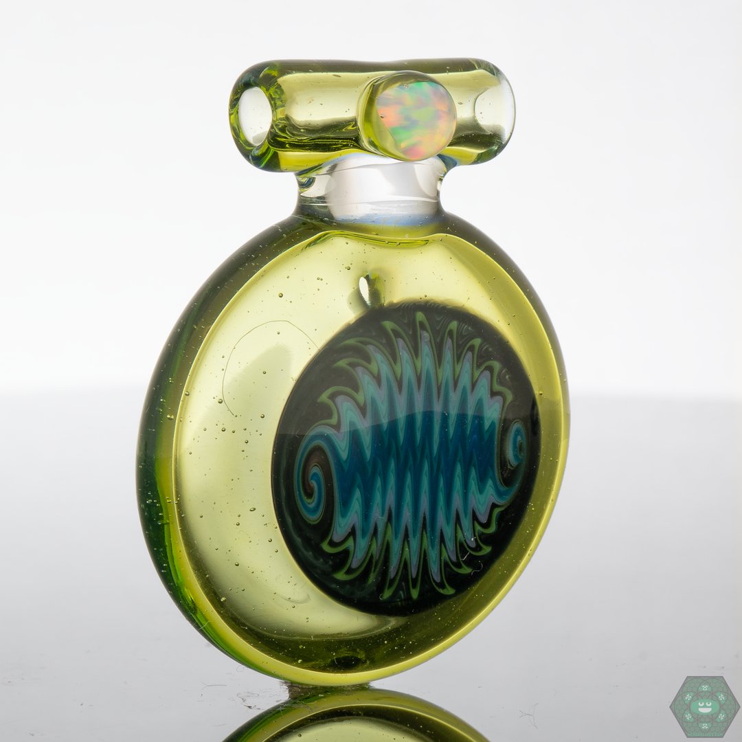 Ra Glass Pendant - Kryptonite - @Ra_glass - HG