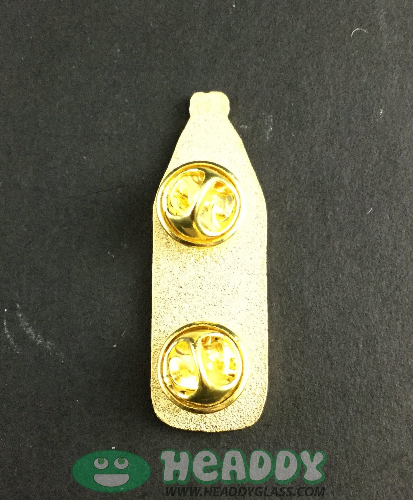 Slum Gold  "Slum 45" pin