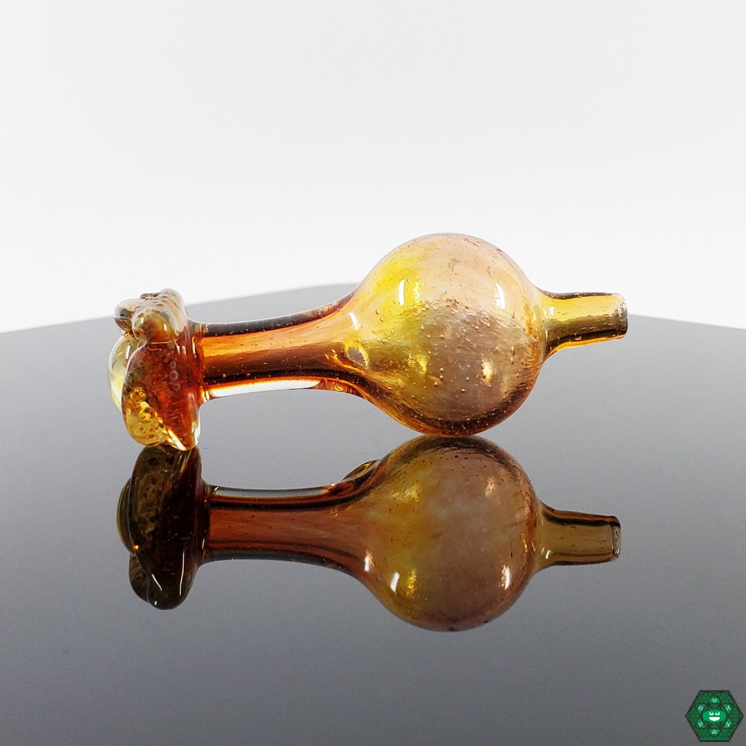 Stylish and Functional Bubble Cap: The Guru G Bubble Cap combines aesthetic design with practical functionality for improved dabbing.